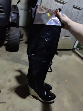 KDA Seraphine Size 39 Thigh High Boots